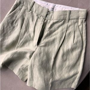 Aritzia effortless linen shorts in rare color SAGE GREEN.